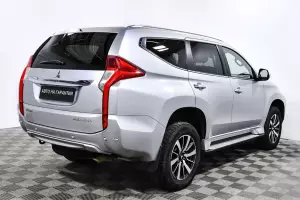 Mitsubishi  3