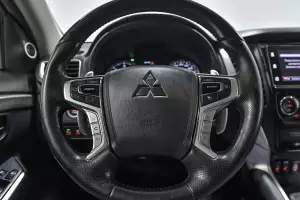 Mitsubishi  8