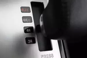 Mitsubishi  7