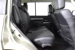 Mitsubishi  2