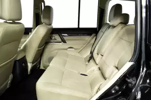 Mitsubishi  11