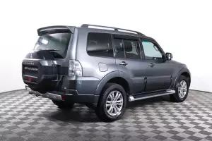 Mitsubishi  4