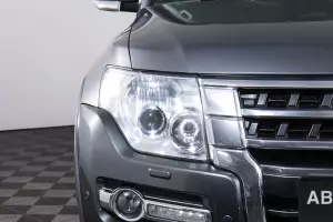 Mitsubishi  7