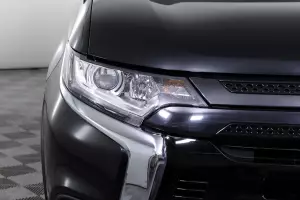 Mitsubishi  11