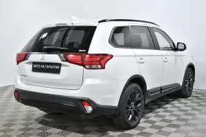 Mitsubishi  3