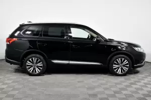 Mitsubishi  3