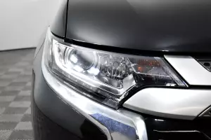 Mitsubishi  7