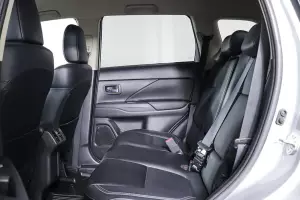 Mitsubishi  13