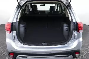 Mitsubishi  6