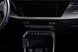 Audi  11