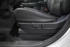Mitsubishi  11