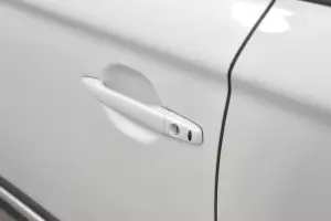 Mitsubishi  5