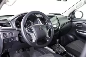 Mitsubishi  13