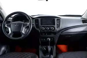 Mitsubishi  6