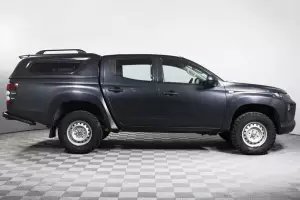 Mitsubishi  3