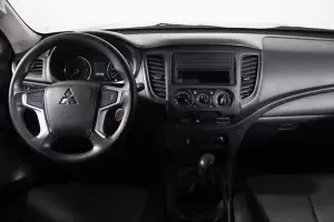 Mitsubishi  7