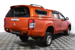 Mitsubishi  2