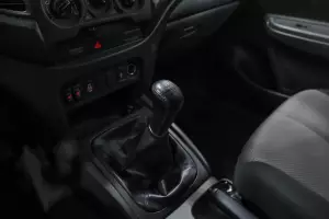 Mitsubishi  7