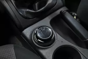 Mitsubishi  8