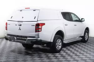 Mitsubishi  4