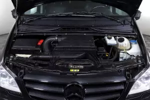 Mercedes-Benz  12