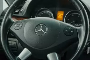 Mercedes-Benz  18