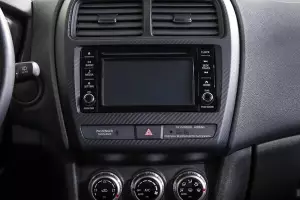 Mitsubishi  12