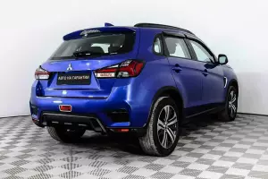 Mitsubishi  4