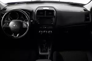Mitsubishi  6