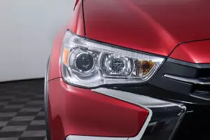 Mitsubishi  7