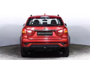 Mitsubishi  5