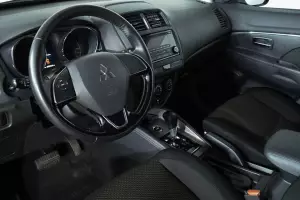 Mitsubishi  8