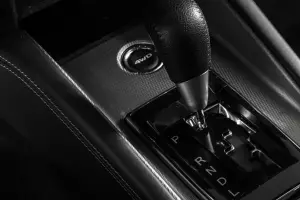 Mitsubishi  4