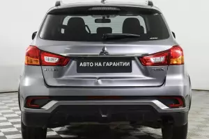 Mitsubishi  19