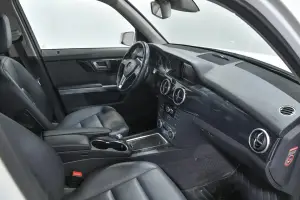 Mercedes-Benz  12