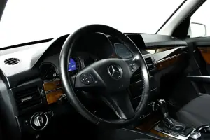 Mercedes-Benz  10