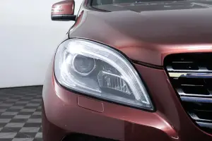 Mercedes-Benz  8