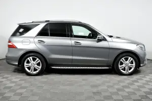 Mercedes-Benz  3