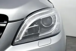 Mercedes-Benz  6