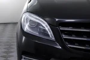 Mercedes-Benz  8