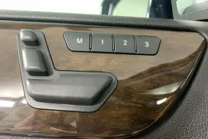 Mercedes-Benz  13