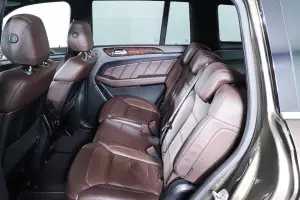 Mercedes-Benz  2