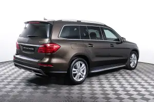 Mercedes-Benz  19