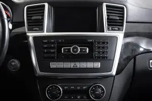 Mercedes-Benz  7
