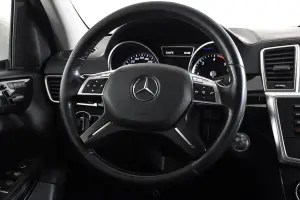 Mercedes-Benz  5
