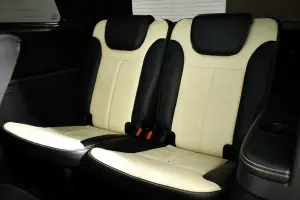 Mercedes-Benz  10