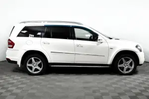 Mercedes-Benz  3