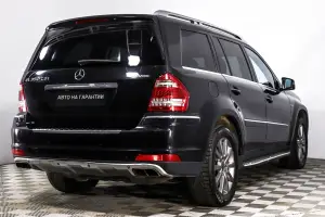 Mercedes-Benz  4