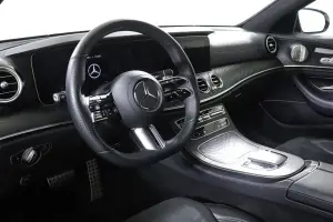 Mercedes-Benz  11