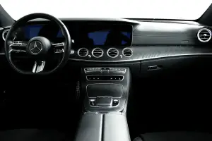 Mercedes-Benz  7